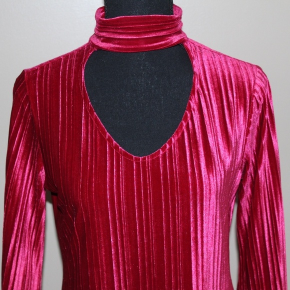 Nanette Lepore Cranberry Velvet Top - Picture 2 of 6